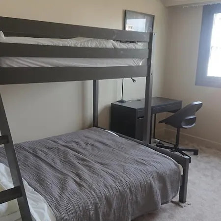 Spacious 70 M Flat With Balcony And Sea View! Apartment