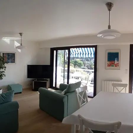 Spacious 70 M Flat With Balcony And Sea View! Cannes